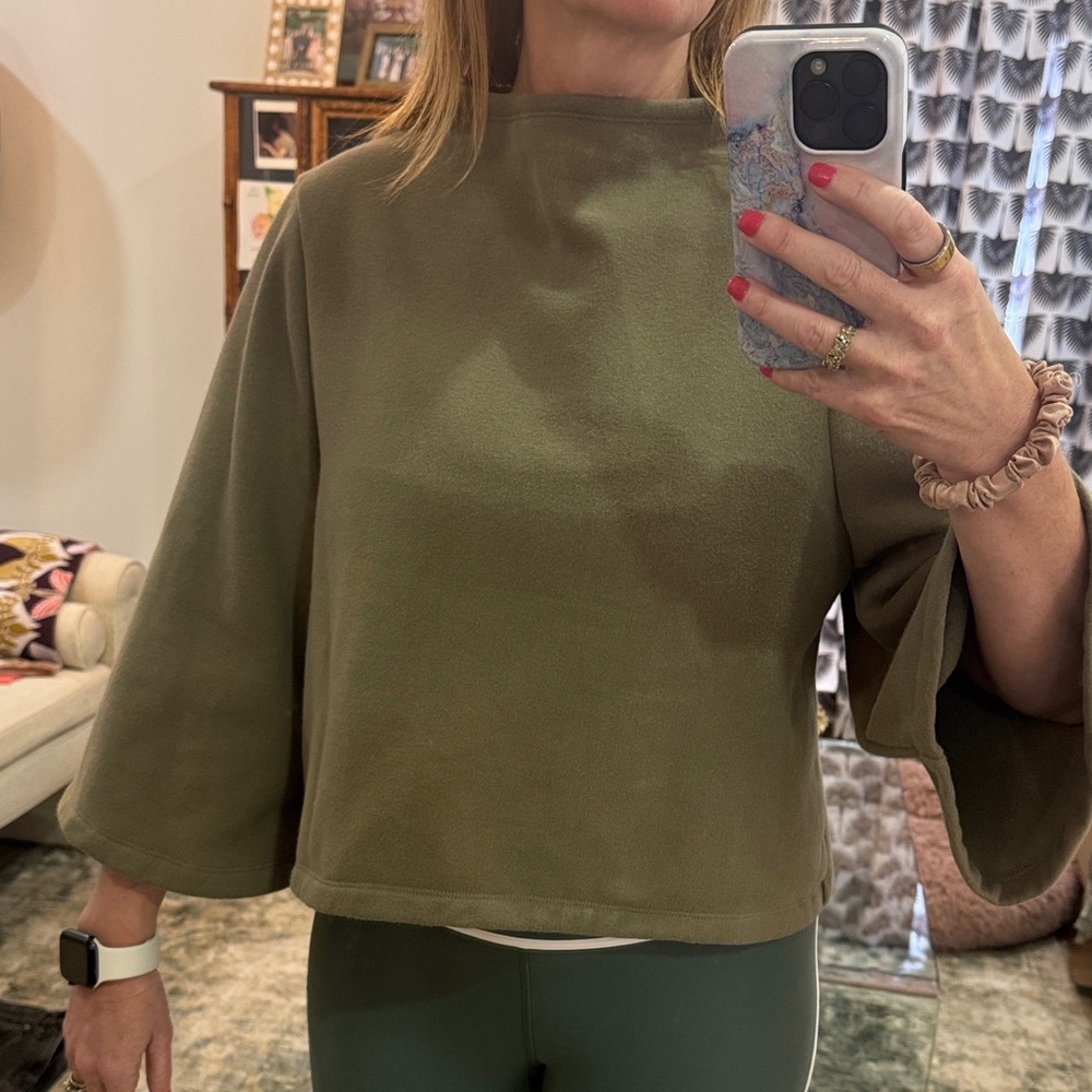 Tonlé brand. Olive Green Bell 3/4 Sleeve Top. Cozy. Sweatshirt type material.